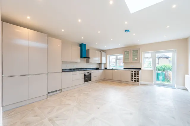 Photo 2 — 127 Bridgewater Road, Wembley