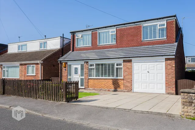 Queens Avenue, Glazebury, Warrington, WA3 5NG, photo 1