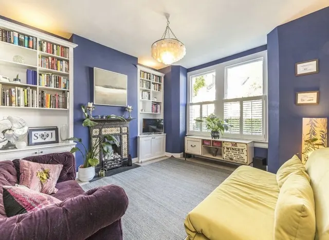 Photo 2 — Ivydale Road, Peckham, SE15