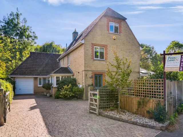 Park Road, Brampton, PE28, photo 1