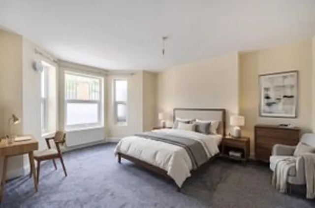 Photo 3 — Flat 1, 1 Clifford Road, London, London, SE25 5JJ