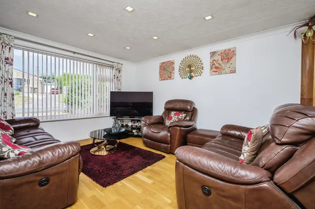 Brook Close, Plympton, PL7, photo 2