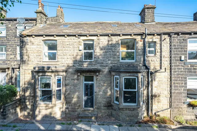 Springfield Road, Guiseley, LS20, photo 1