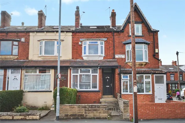 Cross Flatts Grove, Leeds, LS11, photo 1