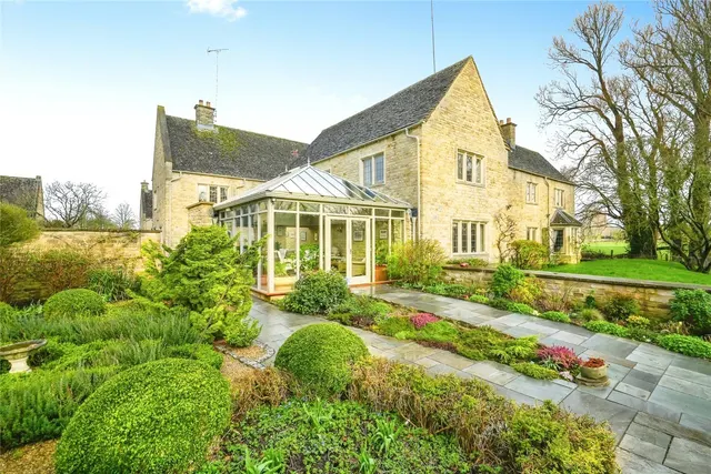Station Road, Shipton-under-Wychwood, OX7, photo 1