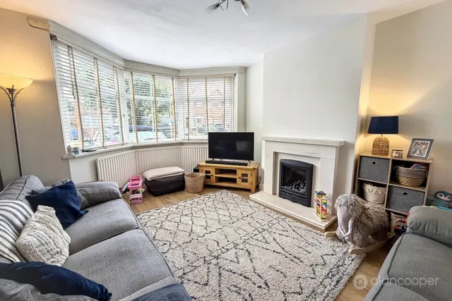 St Nicolas Road, Nuneaton, CV11, photo 2