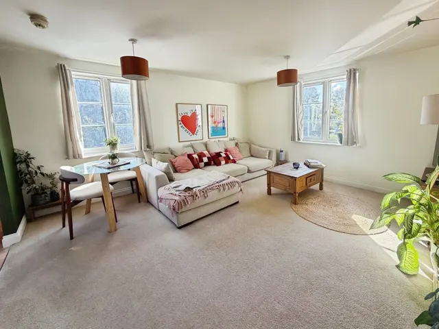 Ellworthy Court, Frome, BA11, photo 3