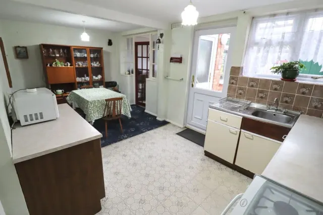 Derwent Drive, Bletchley, MK3, photo 3