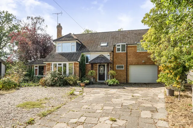 Gerrards Cross, Buckinghamshire, photo 2