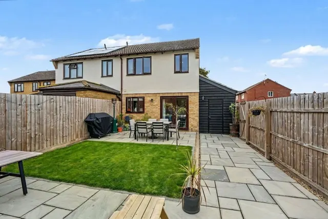 Corsican Pine Close, Newmarket, CB8, photo 2