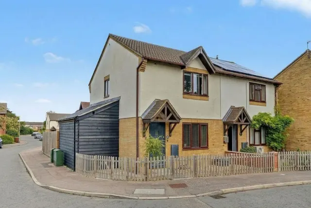 Corsican Pine Close, Newmarket, CB8, photo 1