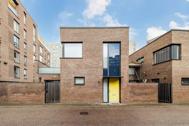 Fergus Street, London, SE10, photo 1