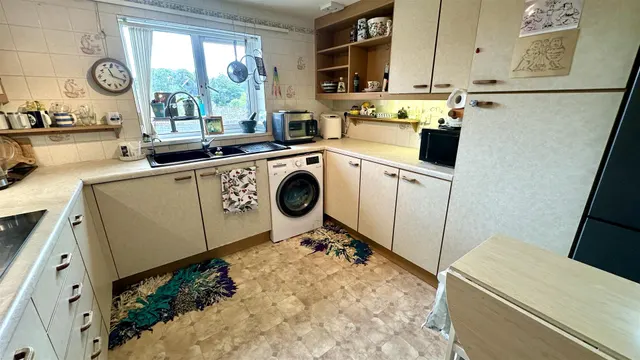 Trevarthian Road, St. Austell, photo 3
