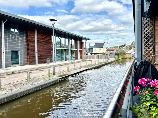 Photo 2 — Basin Road, Worcester, WR5 3GA