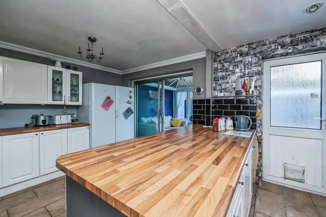 Ridgeway Drive, Ilkeston, DE7, photo 3