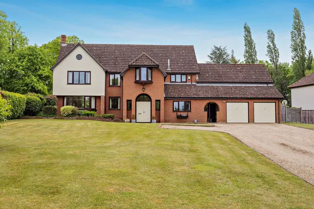 Cranfield Park, Burstall, Ipswich, Suffolk, IP8 3DT, photo 1