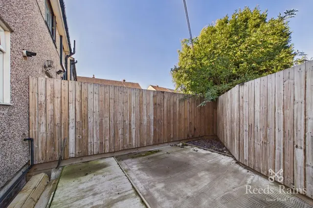 Zamor Crescent, Thurcroft, S66, photo 2