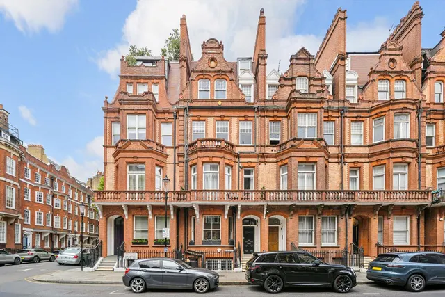 Draycott Place, London, SW3, photo 1