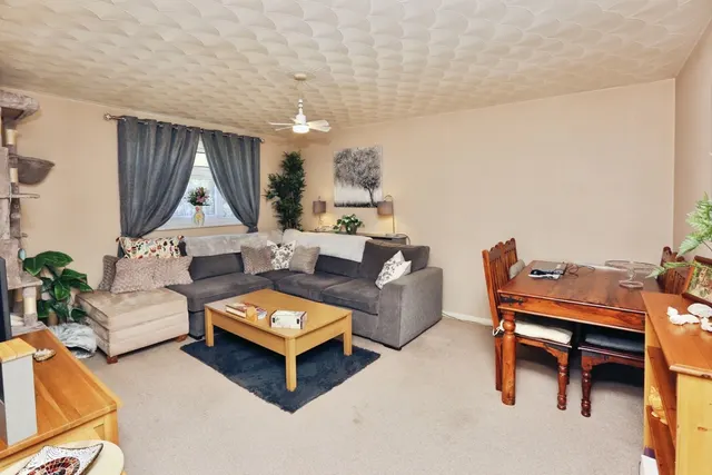 Dandelion Close, Gosport, PO13, photo 3