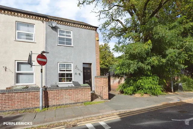 Russell Street, Loughborough, LE11, photo 1