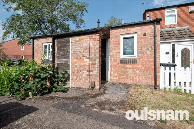 Regina Close, Rubery, Rednal, Birmingham, B45 0LT, photo 1