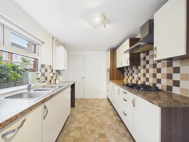 Glamorgan Street, Canton, CF5, photo 3
