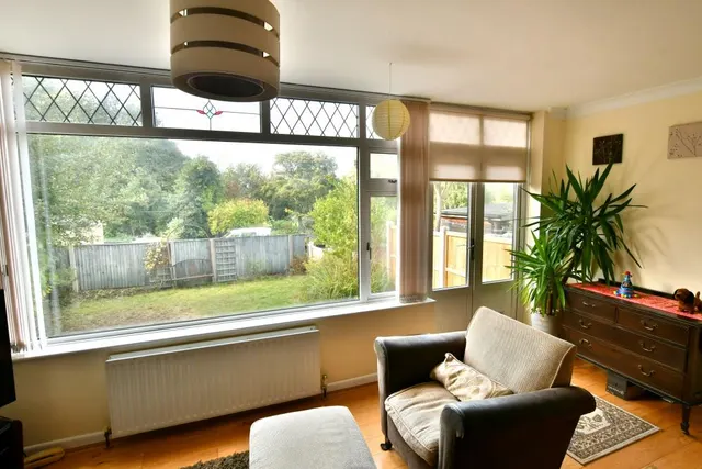 Allenview Road, Wimborne, BH21, photo 3