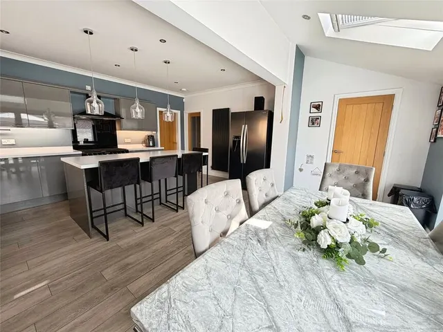 Doncaster Road, Hatfield, DN7, photo 3