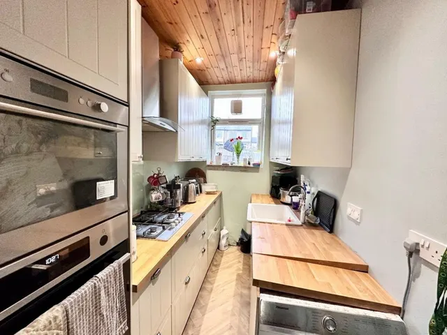 Dalton Green Lane, Huddersfield, HD5, photo 3