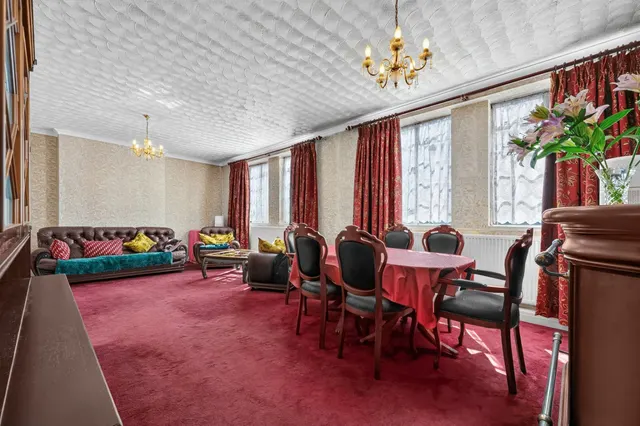 3 bedroom flat, Eamont Street, St John's Wood, NW8