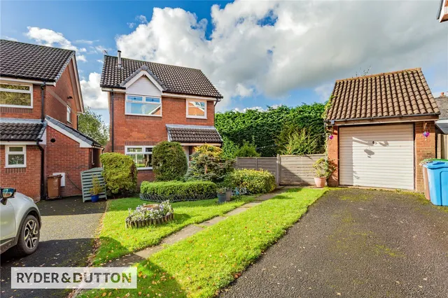 Kirtlington Close, Royton, OL2, photo 1