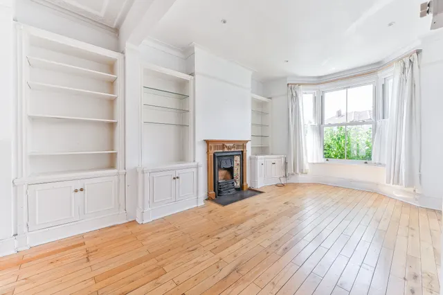 Teddington, TW11, photo 2