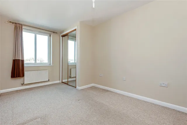 Photo 2 — Worton Road, Isleworth, TW7