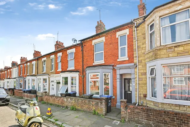 Baring Road, Northampton, photo 1