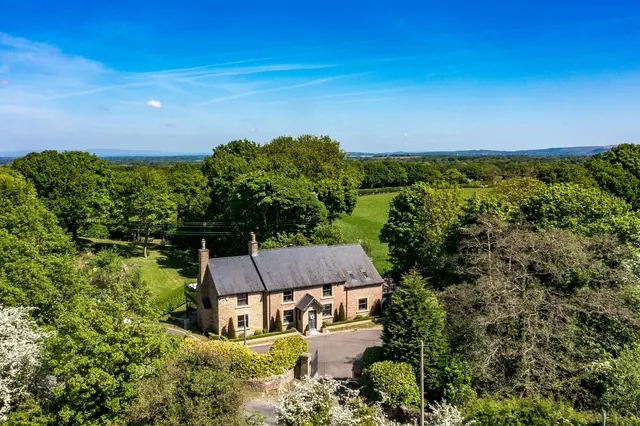 Barmskin Lane, Heskin, photo 1