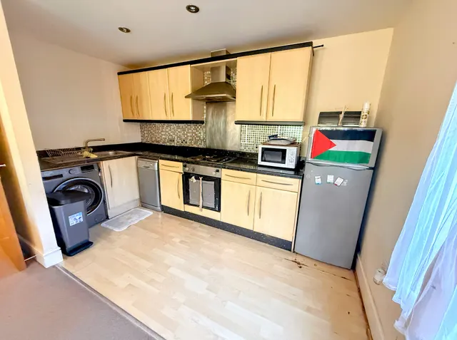 Moorland Court, Dewsbury, WF13, photo 3