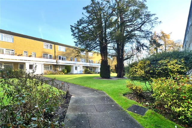 Woodmansterne Lane, Banstead, Surrey, SM7, photo 1
