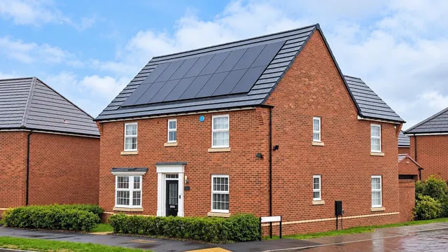 Clements Drive, Eaton Leys, MK17, photo 1