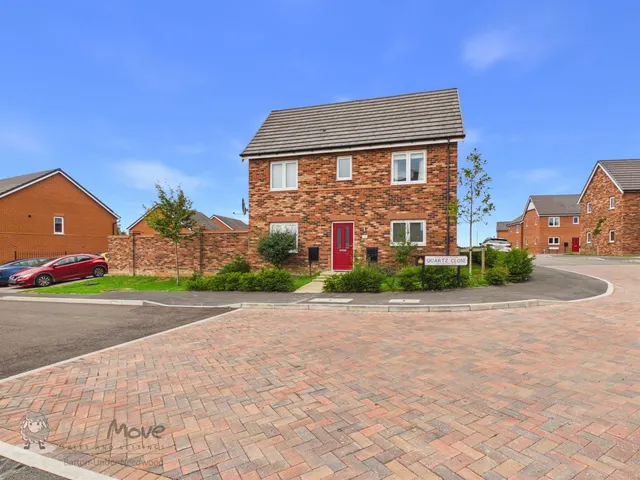 Quartz Close, Newhall, DE11, photo 1