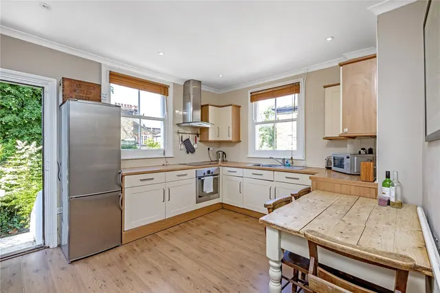 Mantilla Road, London, SW17, photo 3