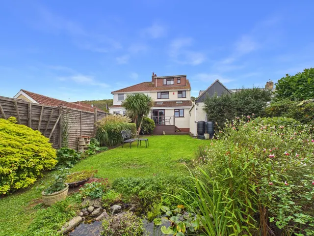 Oldmixon Road, Weston-Super-Mare, BS24, photo 2
