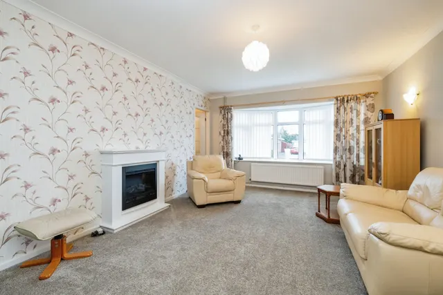 Photo 3 — Canterbury Drive, Washingborough, Lincoln