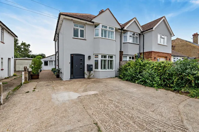 London Road, Ditton, photo 3