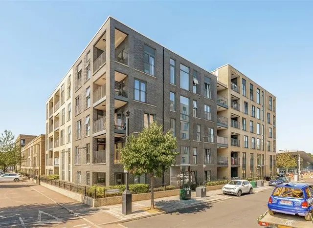Bramah Road, Oval, SW9, photo 1