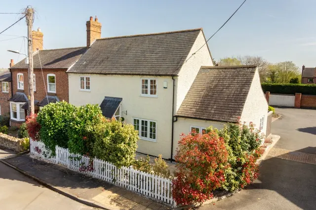 Mills Cottage, Kirby Bellars, LE14, photo 1