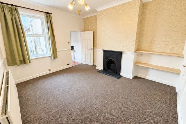 George Street, Grantham, NG31, photo 3