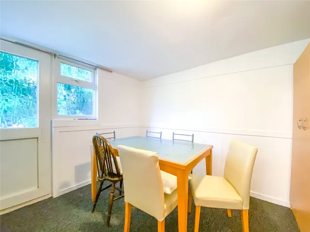Hillside, Brighton, BN2, photo 2