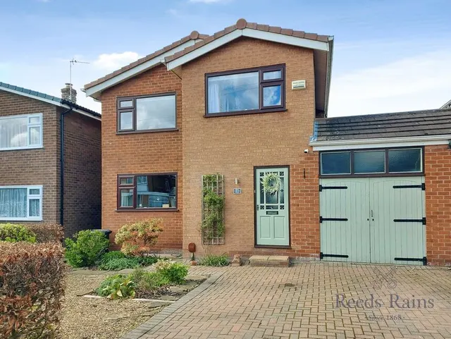Lindow Fold Drive, Wilmslow, SK9, photo 1