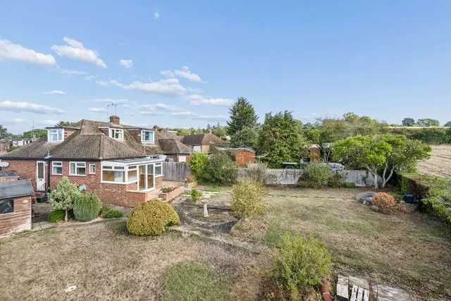 East Ridge, Bourne End, SL8, photo 3