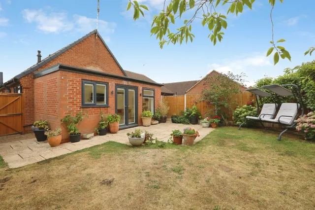 Grove Park, Misterton, DN10, photo 2